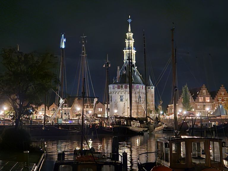 Essence - Winner - Photo B (15306) Customs House, Hoorn by Richard Kitson (Samsung Galaxy S23)