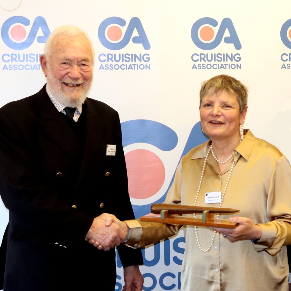 Camilla Herrmann receives the Fid on behalf of Stephanie Jones