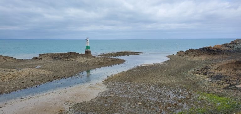 Pilotage - Runner up - Photo C (14394) Entrance by La Petite Mouette at low water, Dahouët by Kay
